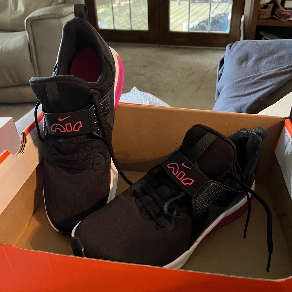 Women’s Nike Air Max Bella